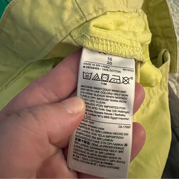 Gap - Neon Yellow Shorts - Picture 4 of 5